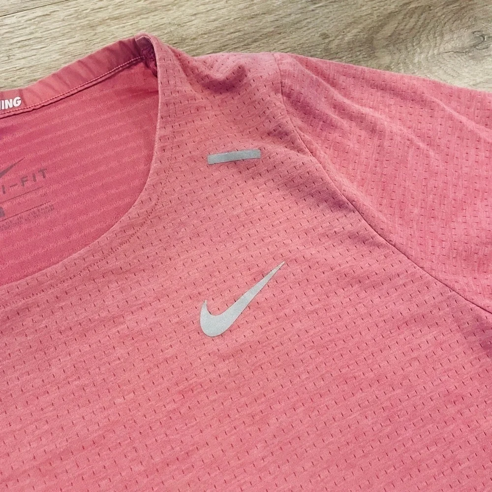 Nike Dri-FIT UV Miler Men’s Short-Sleeve Running Shirt 'Pink' DD1535-614